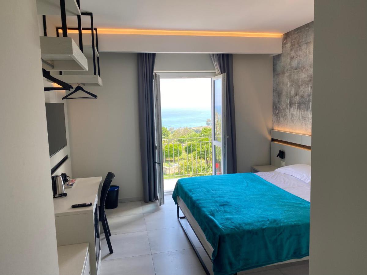 Aether Suites Tropea - Free Private Parking Ngoại thất bức ảnh