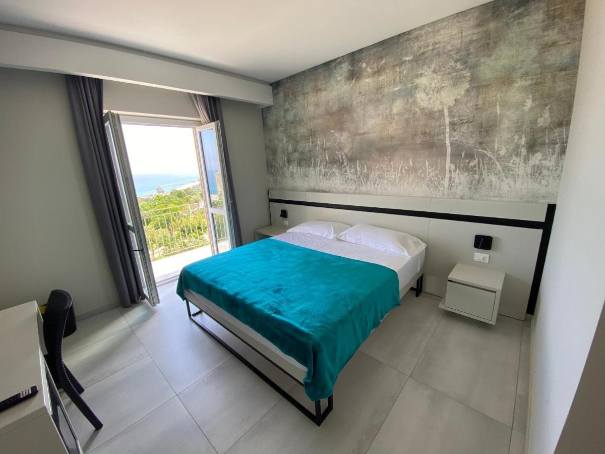 Aether Suites Tropea - Free Private Parking Ngoại thất bức ảnh
