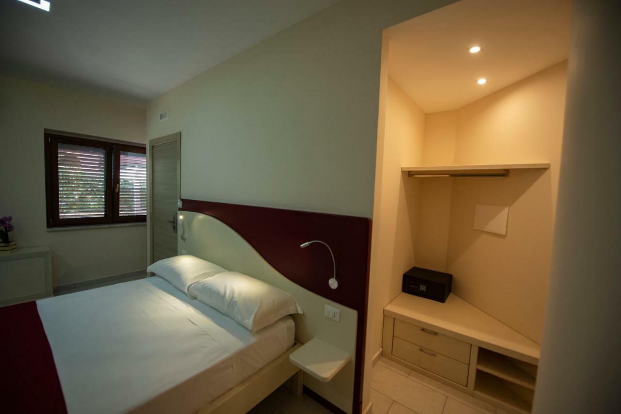 Aether Suites Tropea - Free Private Parking Ngoại thất bức ảnh